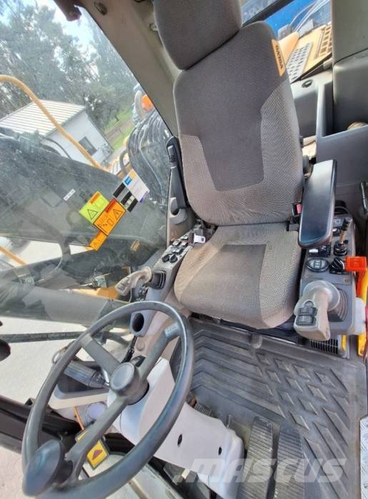 Volvo EW 160 C Wheeled excavators
