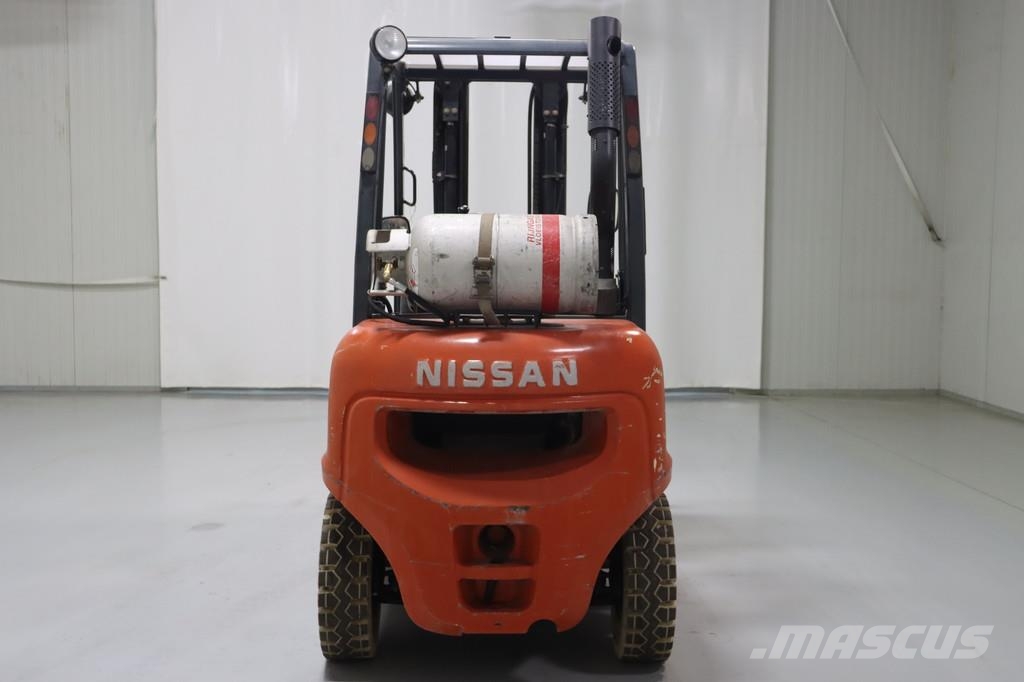 Nissan UGD02A30PQ Gāzes autoiekrāvēji (LPG)