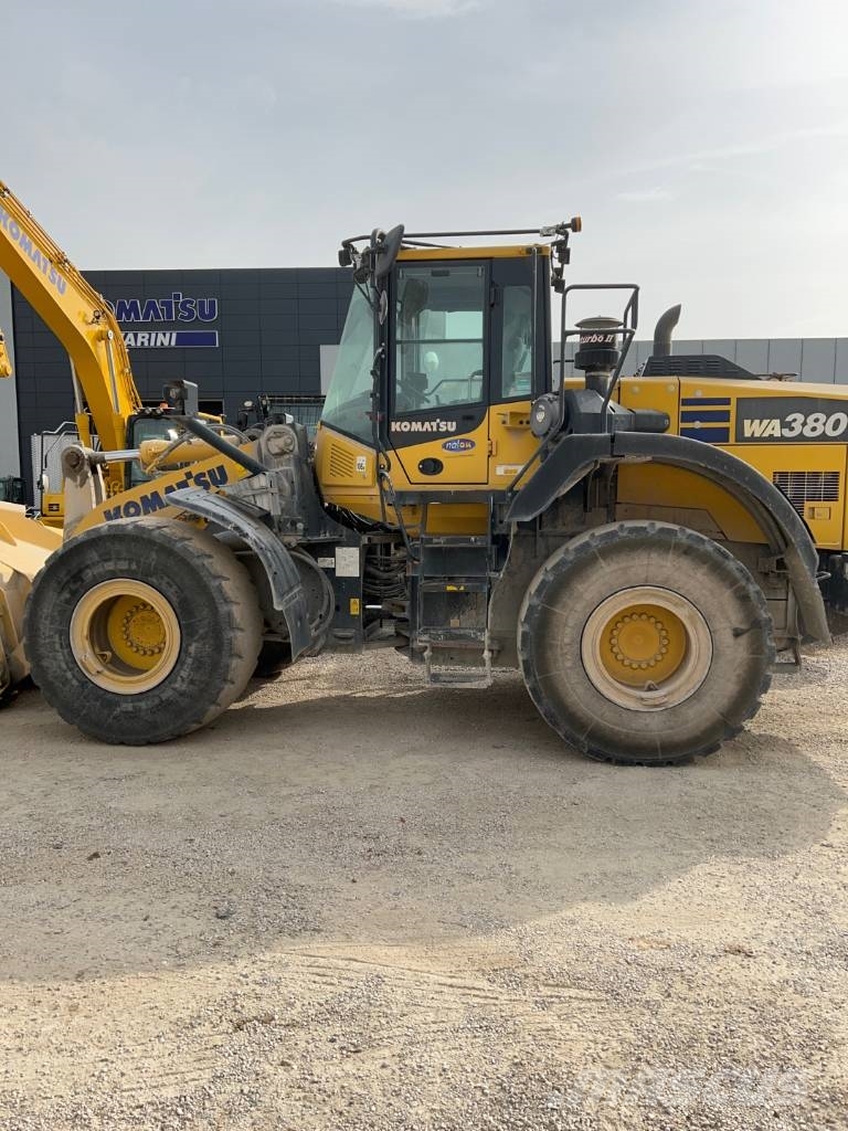 Komatsu WA 380-8 Wheel loaders