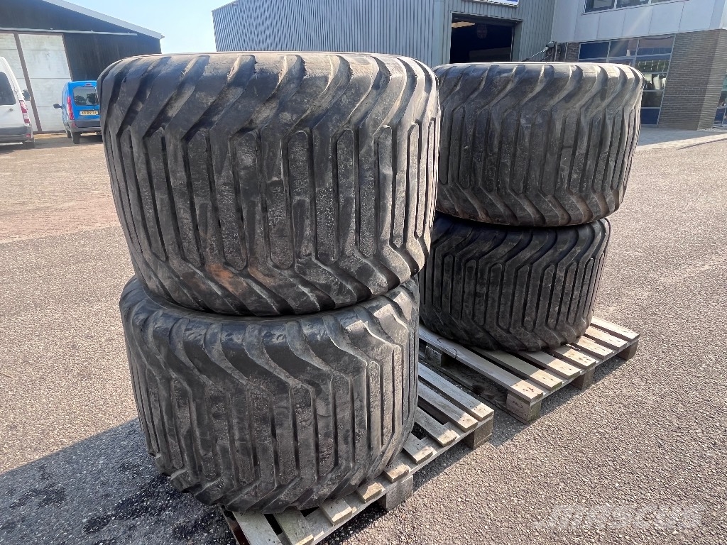 Alliance 700/40R22,5 الإطارات والعجلات والحافات