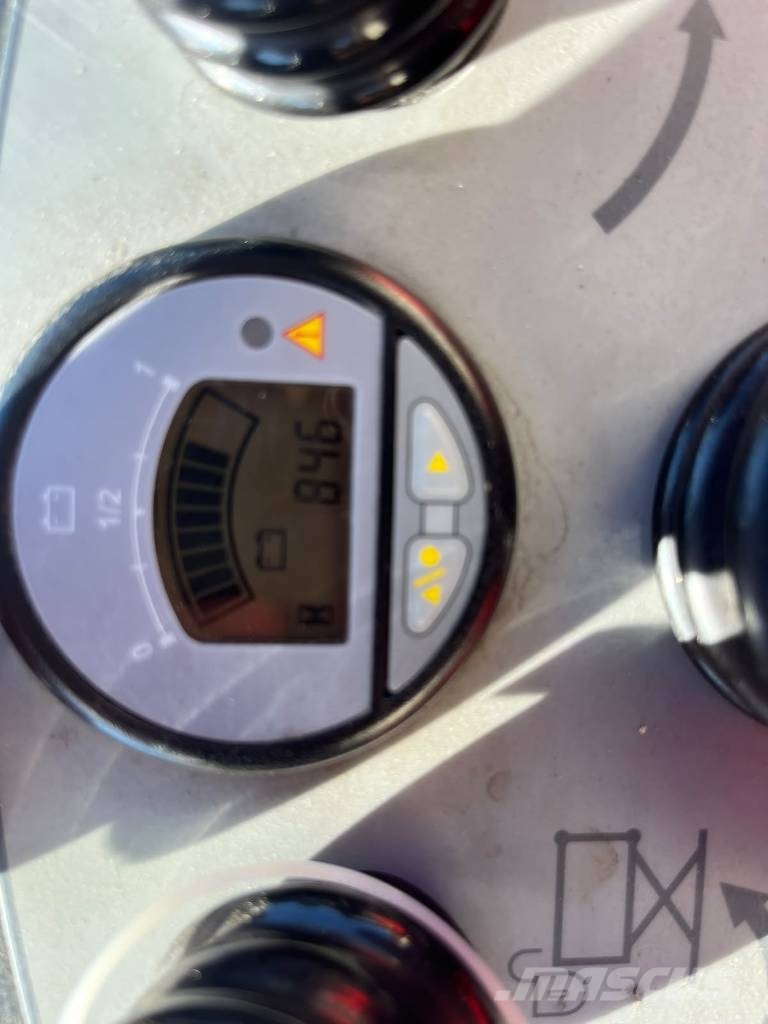 Hako Sweepmaster B1200RH كناسات