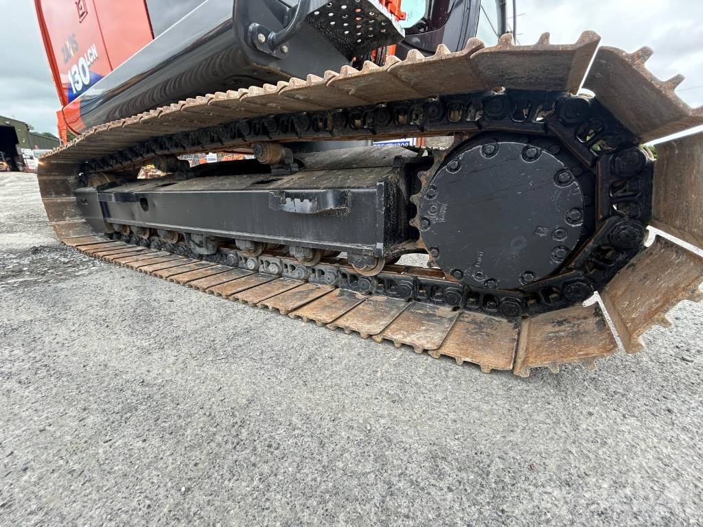 Hitachi ZX 130 LC N-6 Rupsgraafmachines