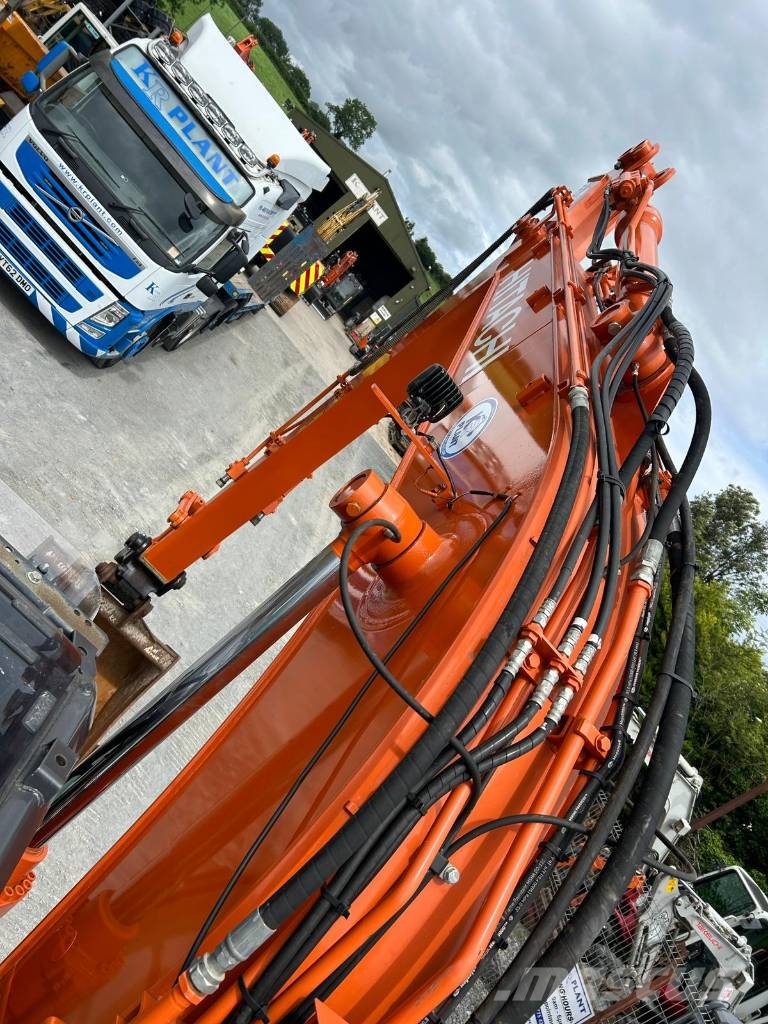 Hitachi ZX 130 LC N-6 Rupsgraafmachines