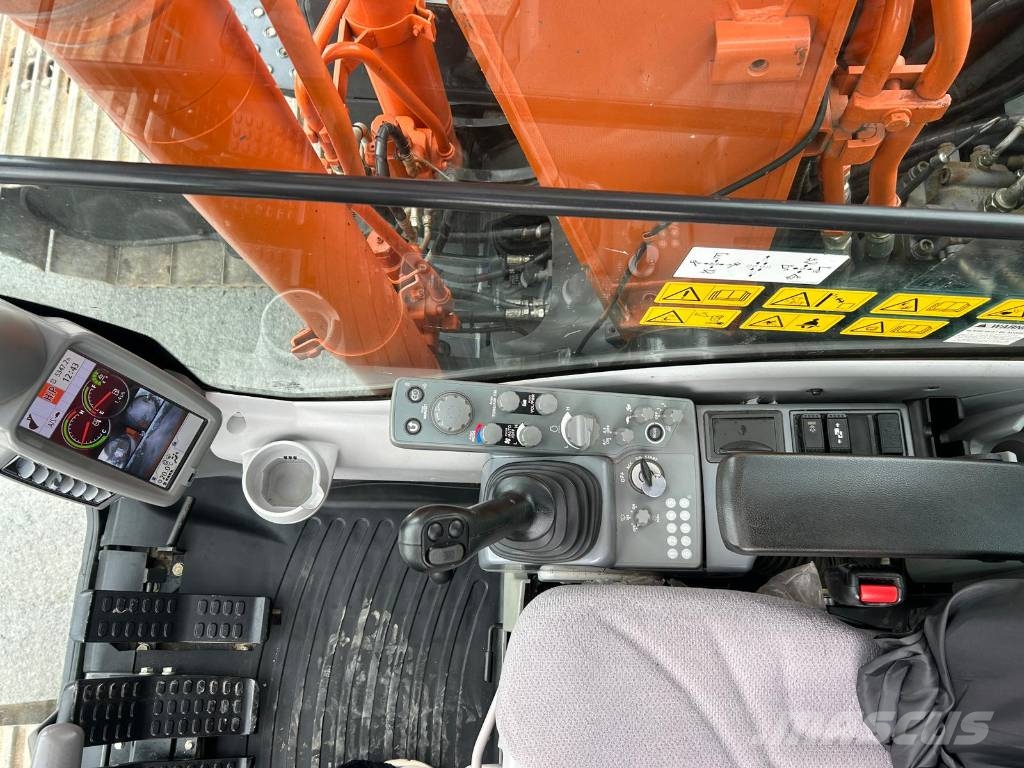 Hitachi ZX 130 LC N-6 Rupsgraafmachines