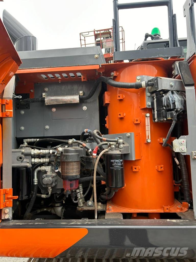 Hitachi ZX 130 LC N-6 Rupsgraafmachines