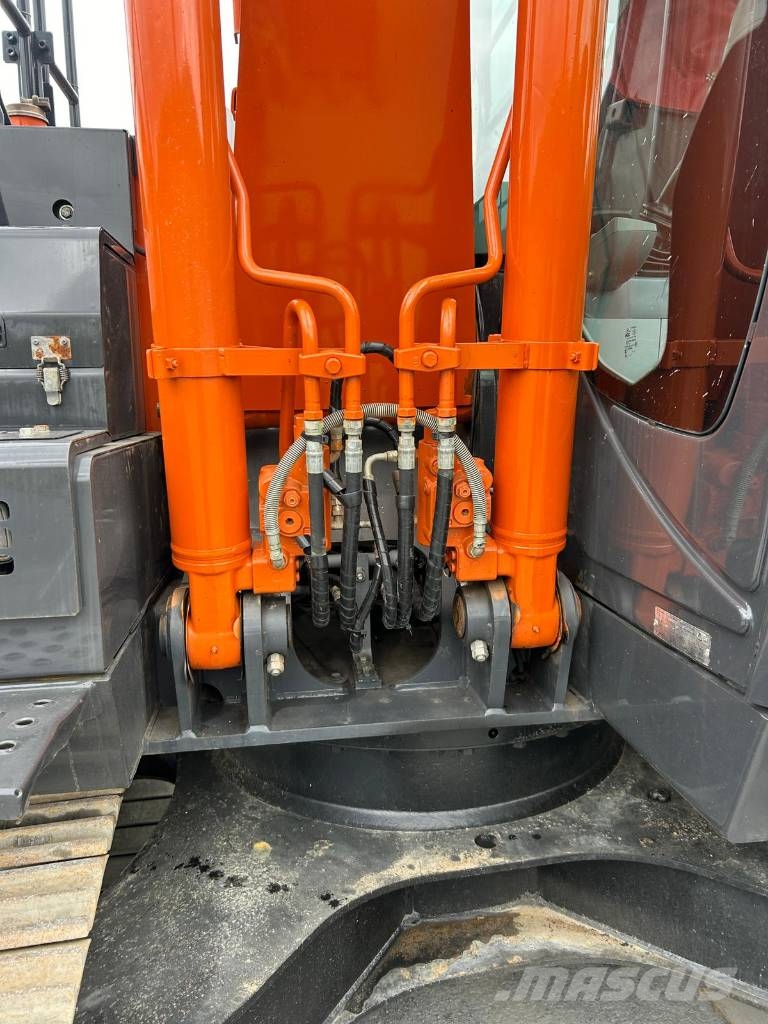 Hitachi ZX 130 LC N-6 Rupsgraafmachines