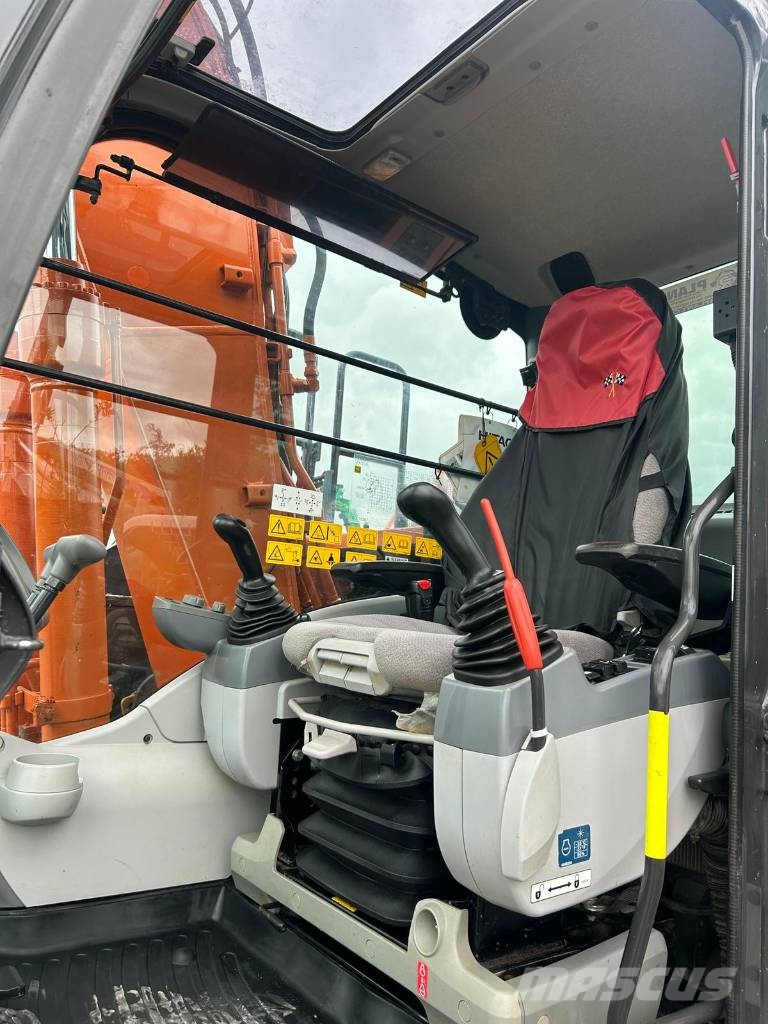 Hitachi ZX 130 LC N-6 Rupsgraafmachines