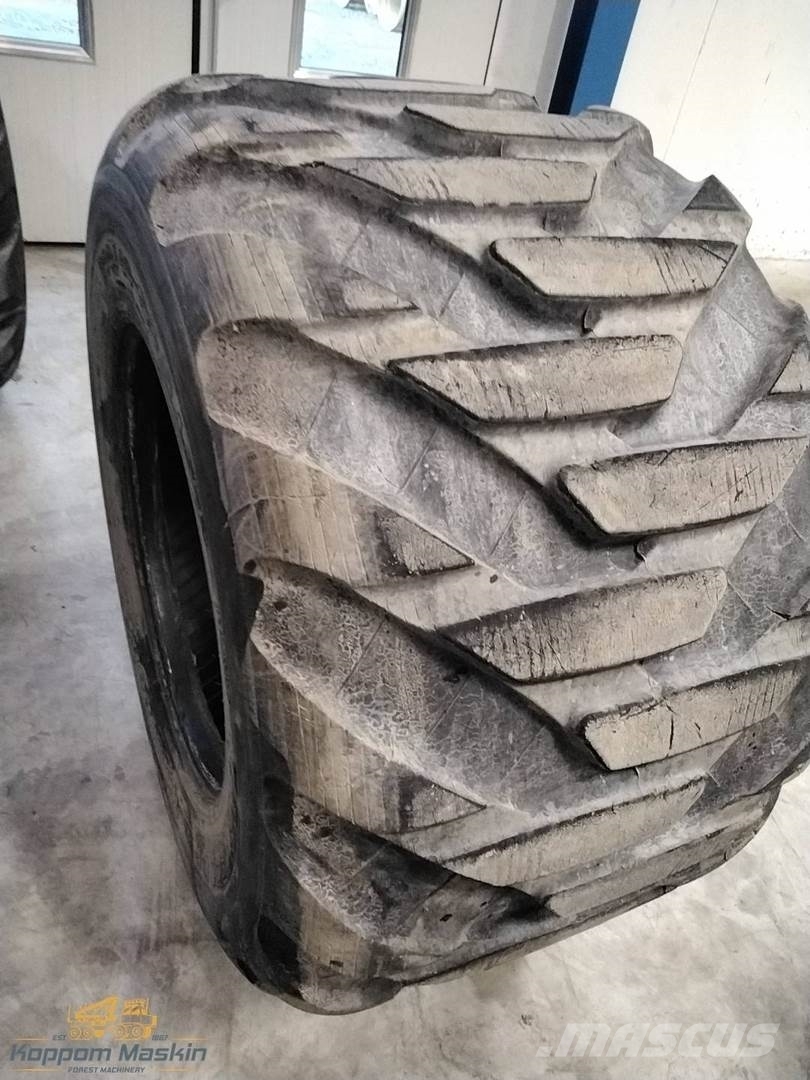 Trelleborg T480 800/40x26,5 Tyres, wheels and rims