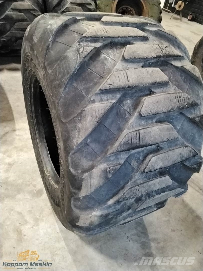 Trelleborg T480 800/40x26,5 Tyres, wheels and rims