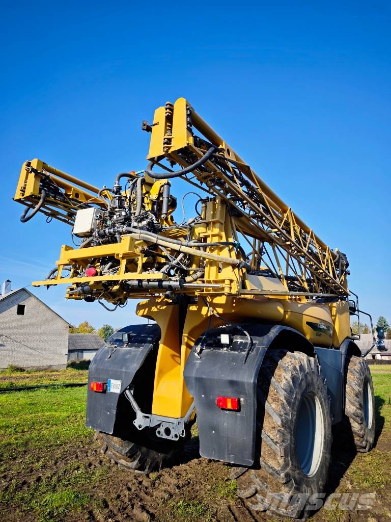 Challenger RoGator 655 Самохідні обприскувачі