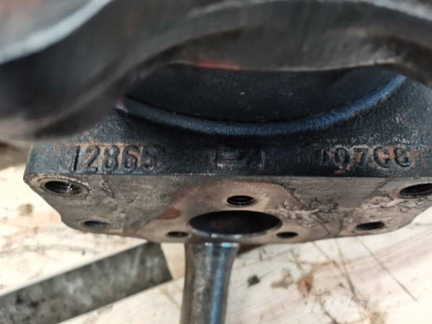 Deutz-Fahr 26.6 Agrovector {portal axle Carraro Transmission