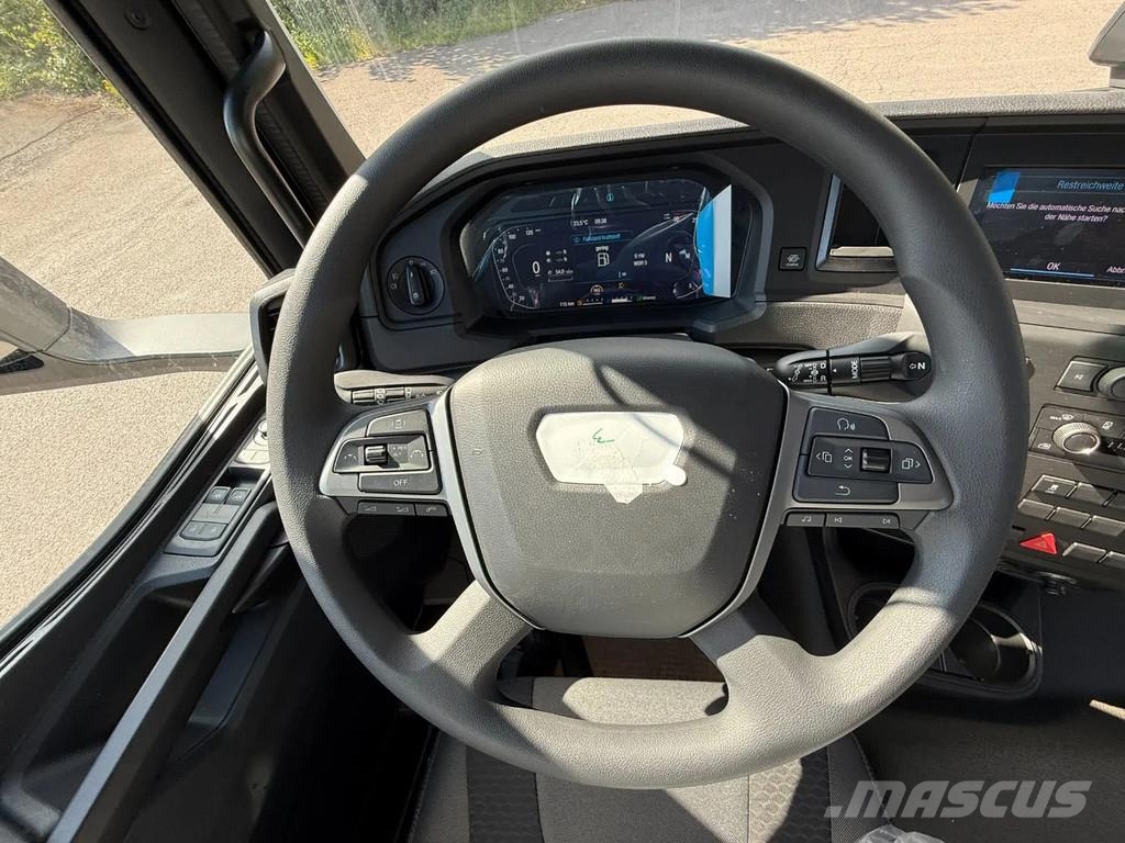 MAN TGM 18.320 MAN TGM 18.320 4x4 Hiab 228-4 Kran رافعات صالحة لكل أنواع الطرق