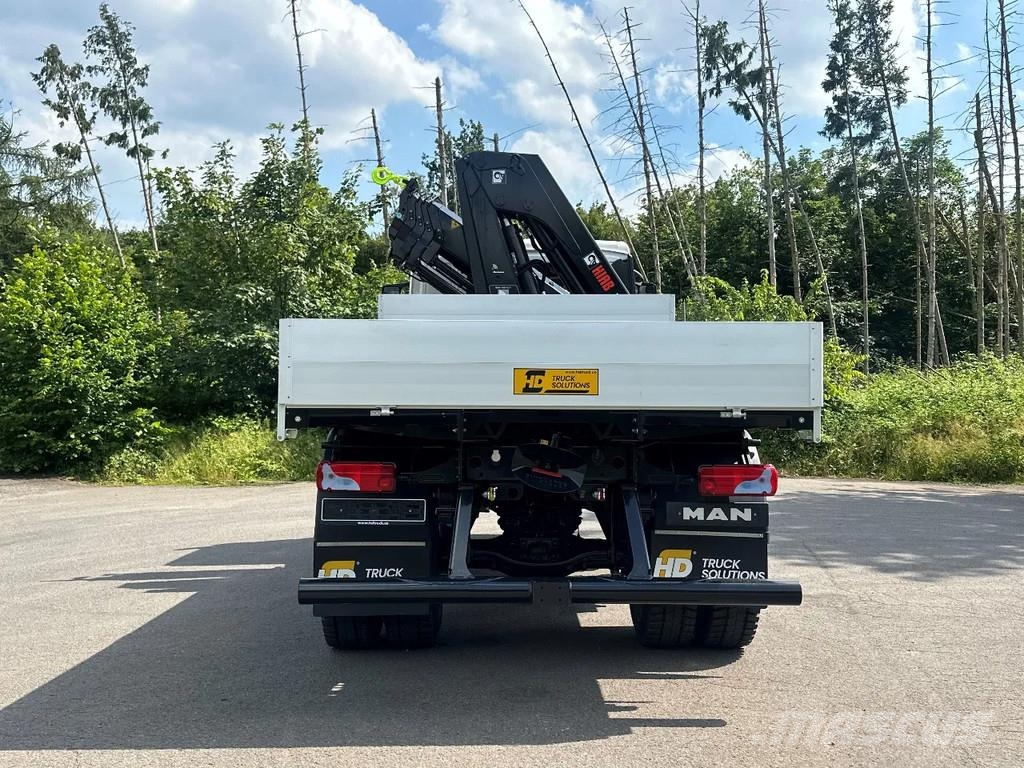 MAN TGM 18.320 MAN TGM 18.320 4x4 Hiab 228-4 Kran All-Terrain-Krane