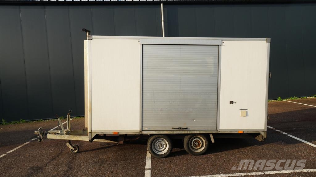 Peters 2 axle trailer with Atlas Copco XAHS37 compressor Kapali kasa treylerler