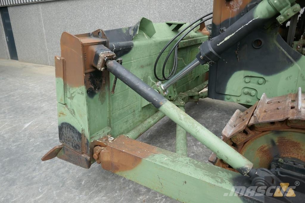 CAT D7G Ex-army Buldožeri guseničari