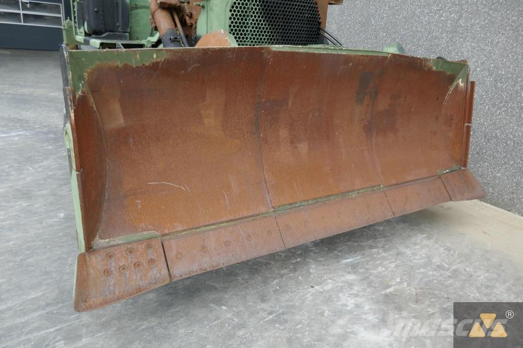 CAT D7G Ex-army Верижни булдозери