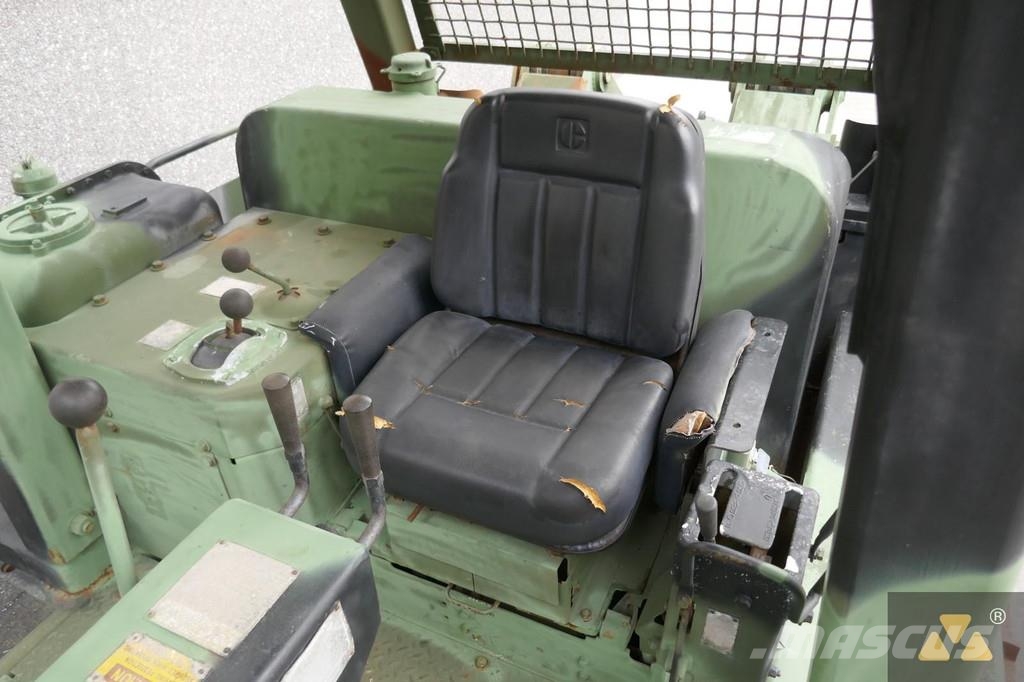 CAT D7G Ex-army Buldožeri guseničari