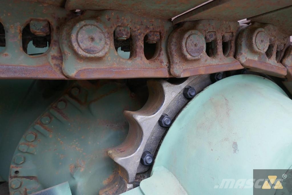 CAT D7G Ex-army Верижни булдозери