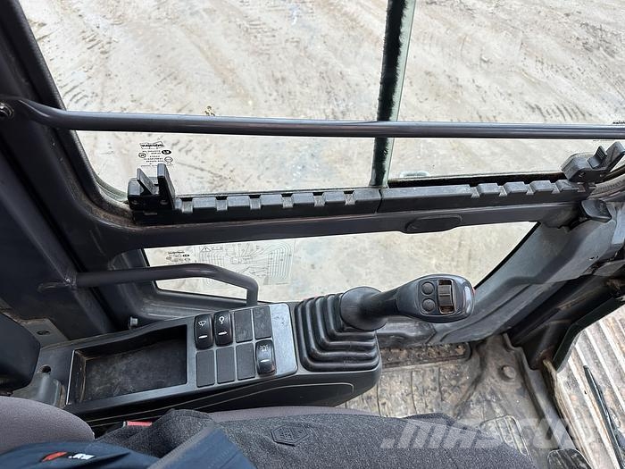 Doosan DX300LC-5 Muud ekskavaatorid