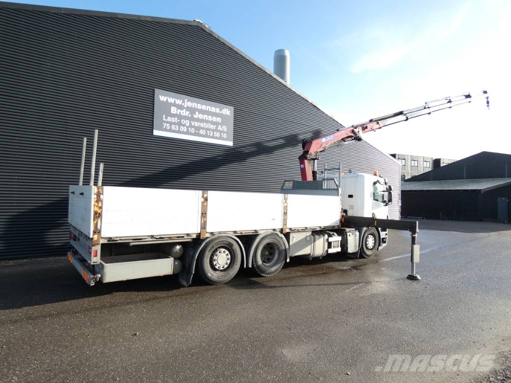 Scania P 360 クレーントラック、ユニック車