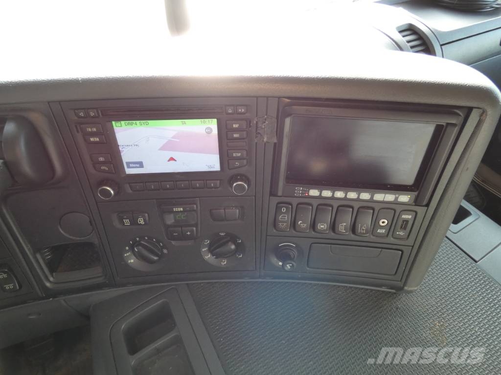 Scania P 360 クレーントラック、ユニック車