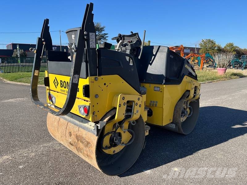 Bomag BW 138 AD-5 Dvojni valjarji