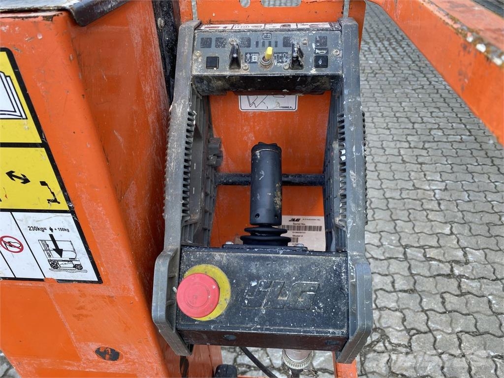 JLG 1230ES Henkilönostimet ja nostolaitteet