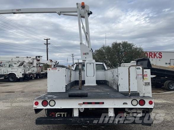 Ford F 550 ETI ETC35SNT Auto korpe