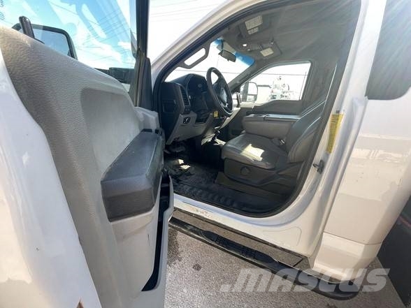 Ford F 550 ETI ETC35SNT Auto korpe