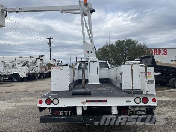 Ford F 550 ETI ETC35SNT Auto korpe