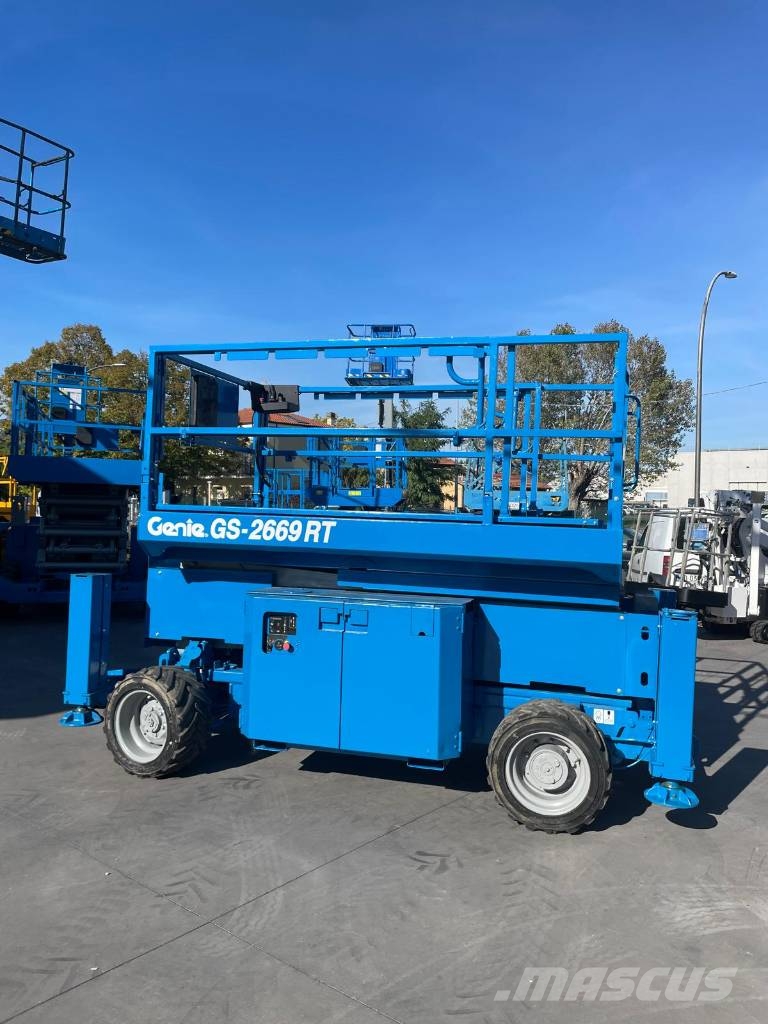 Genie GS 2669 RT Scheren-Arbeitsbühnen
