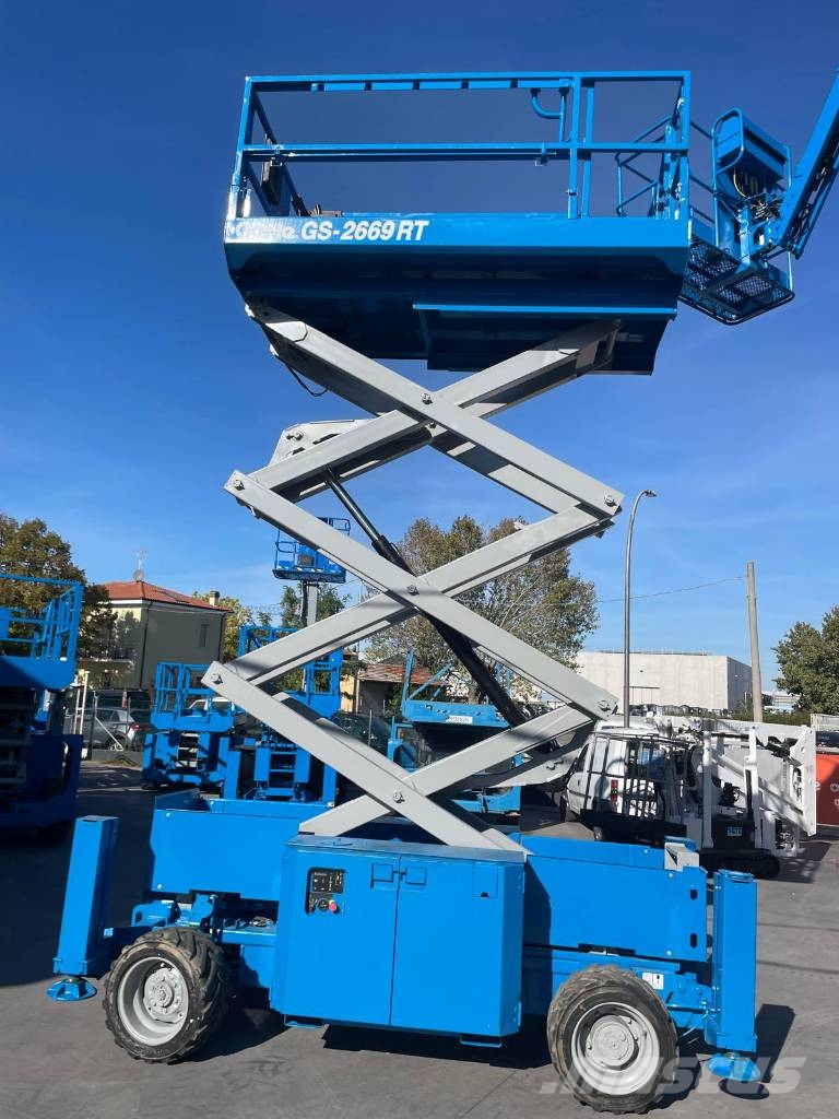 Genie GS 2669 RT Scheren-Arbeitsbühnen