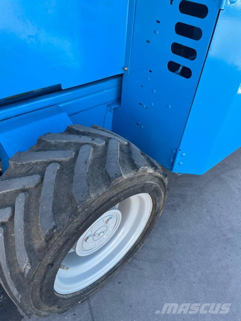 Genie GS 2669 RT Scheren-Arbeitsbühnen