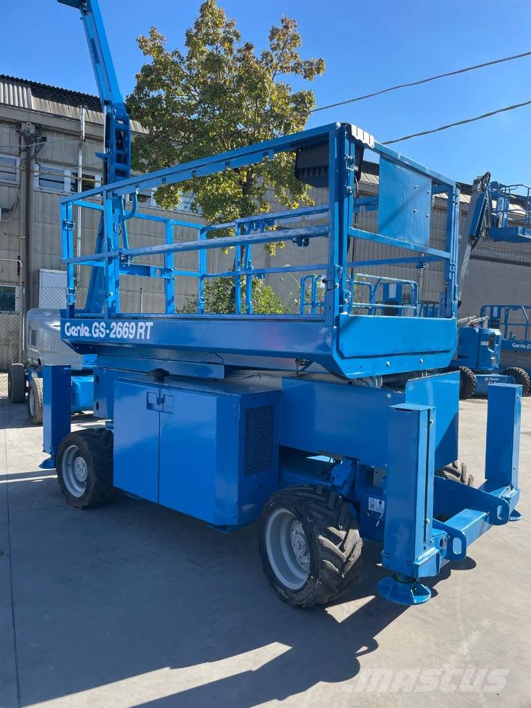 Genie GS 2669 RT Scheren-Arbeitsbühnen