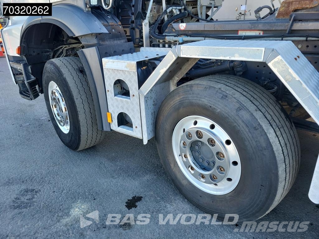 Mercedes-Benz Arocs 3251 8X4 25tons hooklift Retarder Steel susp Camiones elevadores de gancho