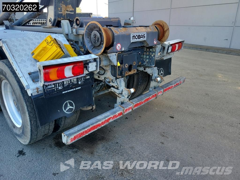 Mercedes-Benz Arocs 3251 8X4 25tons hooklift Retarder Steel susp Camiones elevadores de gancho