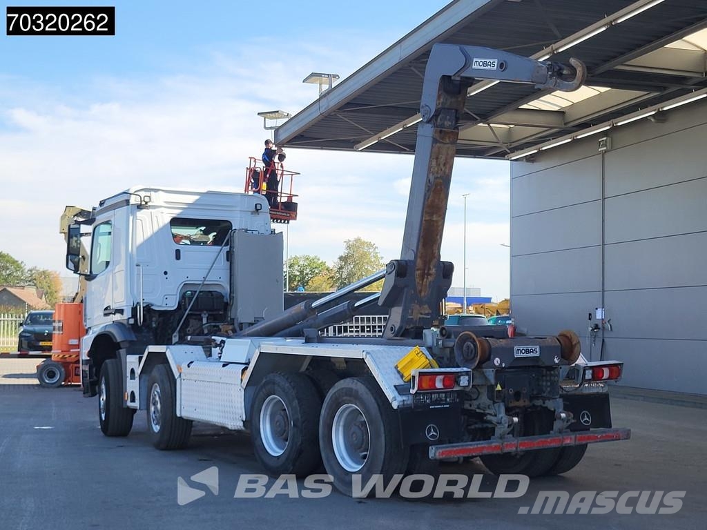 Mercedes-Benz Arocs 3251 8X4 25tons hooklift Retarder Steel susp Camiones elevadores de gancho