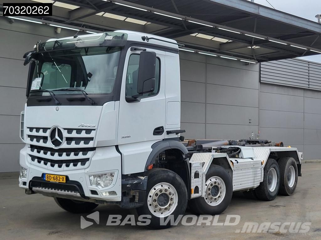 Mercedes-Benz Arocs 3251 8X4 25tons hooklift Retarder Steel susp Koukkulava kuorma-autot