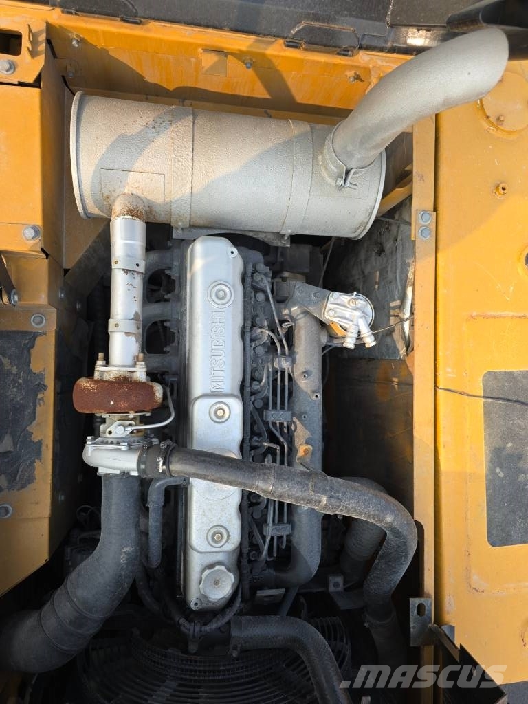 Sany SY215C Escavadoras de rastos