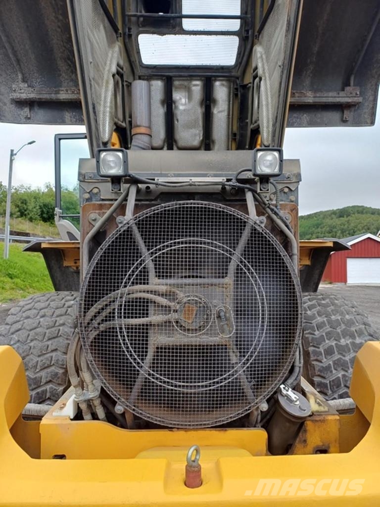 Volvo BM L70G Gumikerekes homlokrakodók