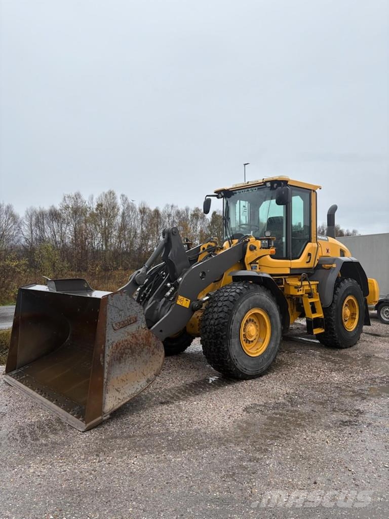 Volvo BM L70G Gumikerekes homlokrakodók