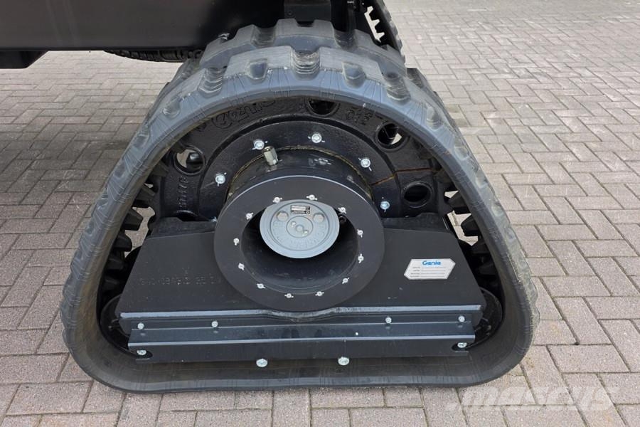 Genie S-80J Trax Valid inspection, Diesel, 4x4 Drive, 26 견인식 전동이동 리프트