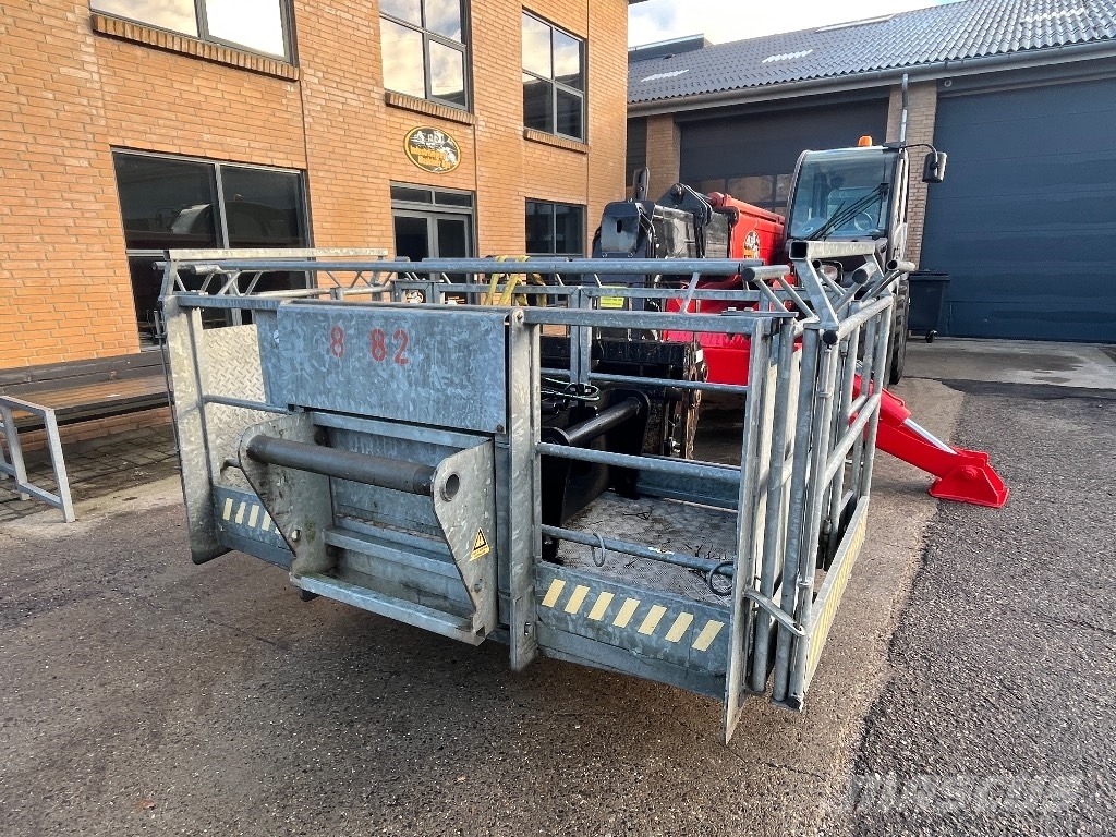 Manitou MT 1440 EP Telescopic handlers
