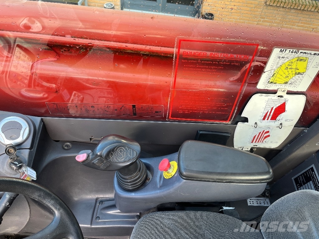Manitou MT 1440 EP Telescopic handlers