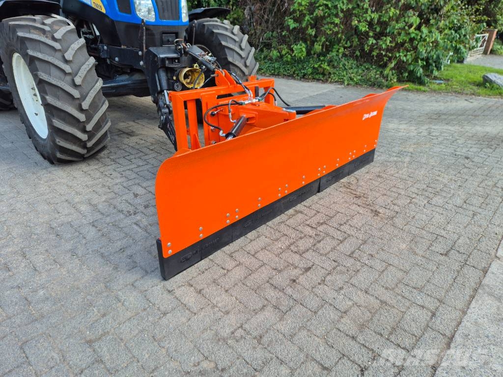 Metal-Technik Snow Plow 260 其他地面照料機械