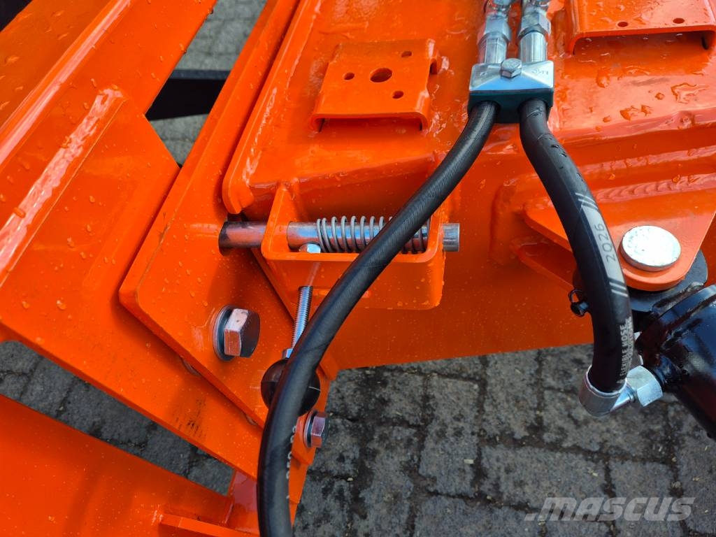 Metal-Technik Snow Plow 260 其他地面照料機械