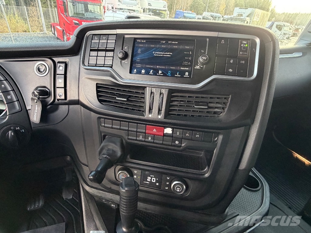 Iveco X-Way 360X58 76tn yhdistelmä Pašizgāzējs