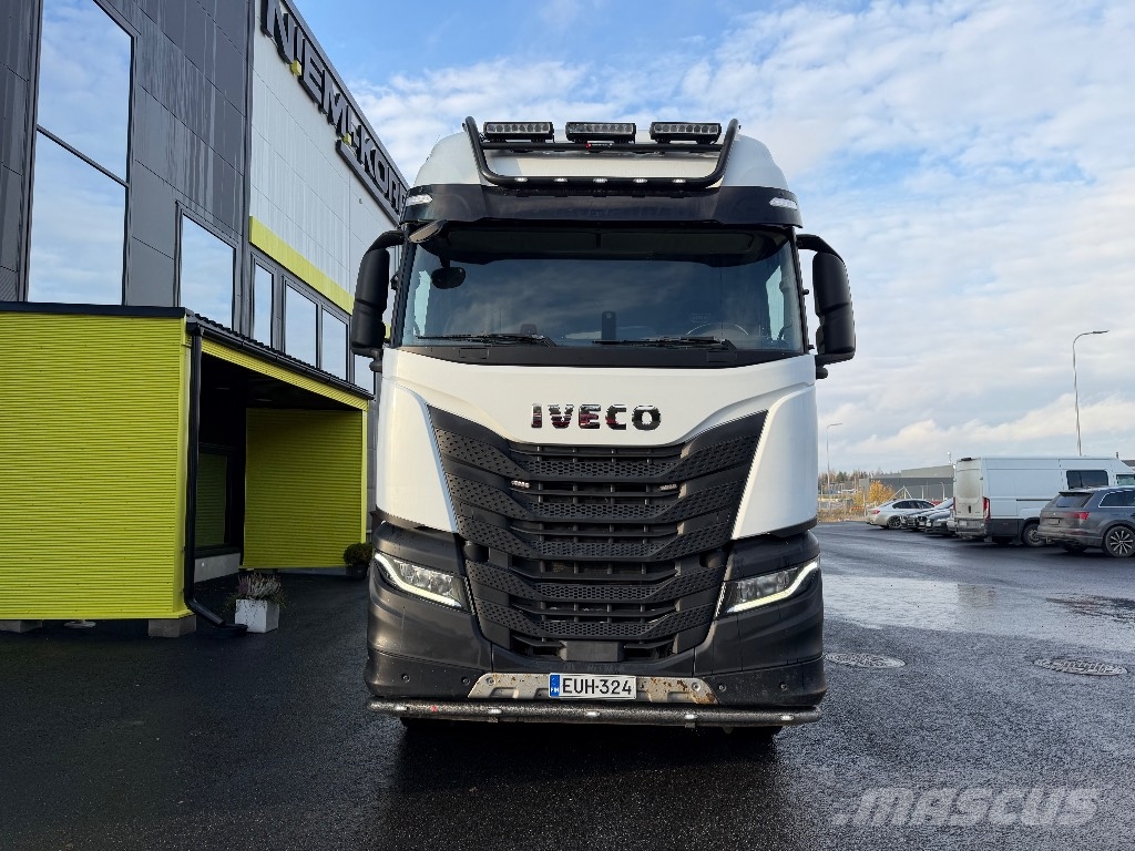Iveco X-Way 360X58 76tn yhdistelmä Pašizgāzējs