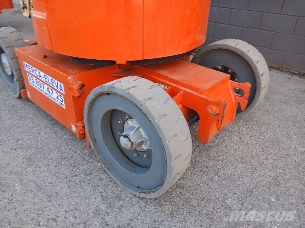 JLG E300AJP Knikarmhoogwerkers