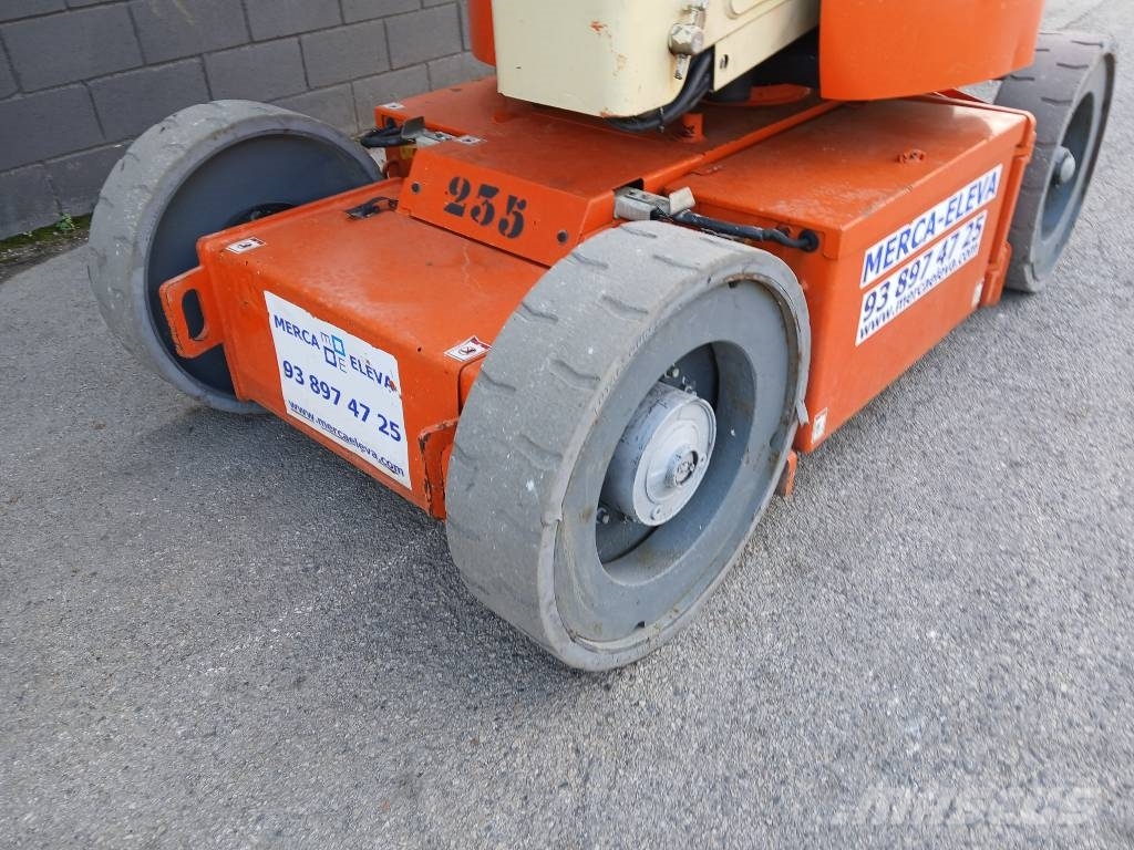 JLG E300AJP Knikarmhoogwerkers